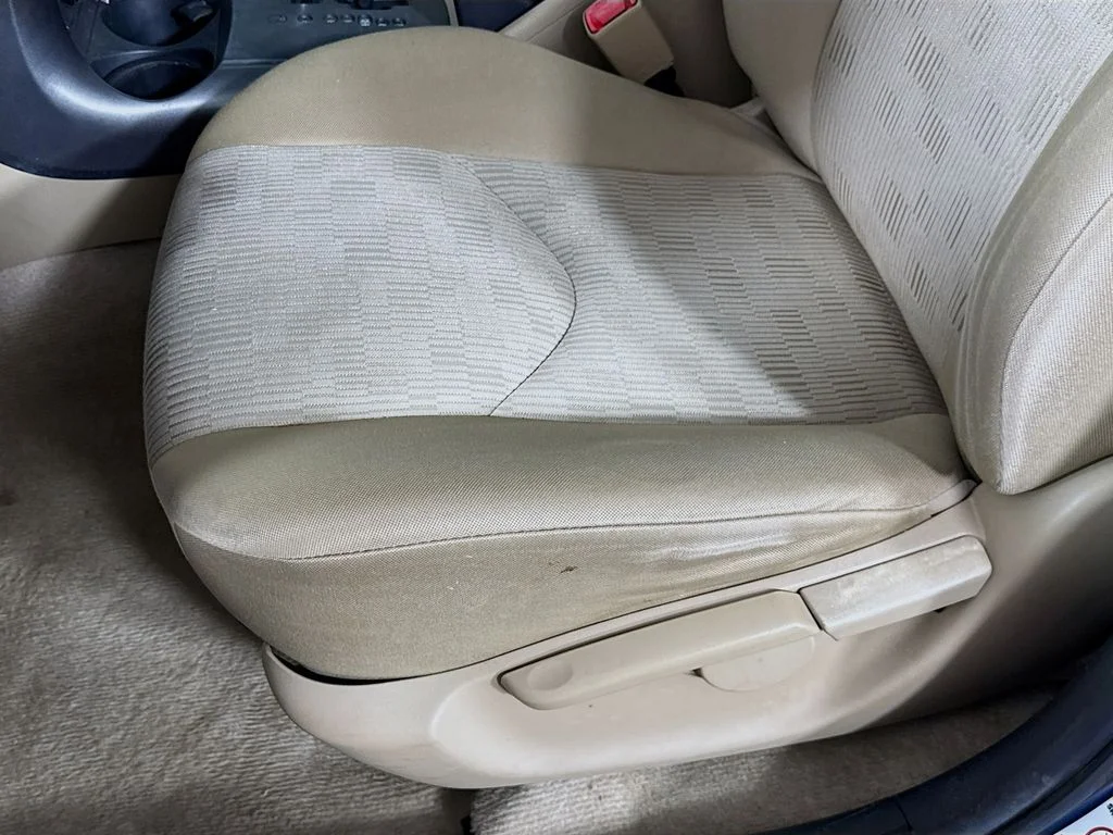 Used 2010 Blue Toyota Base image 21
