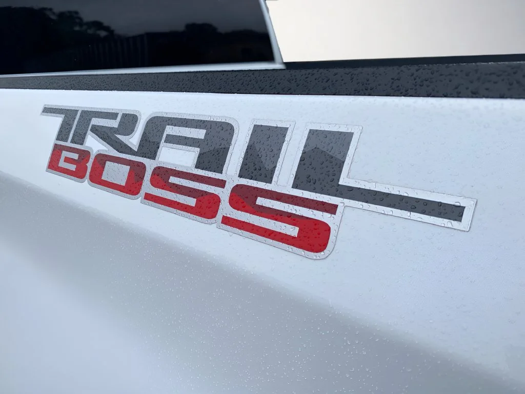 New 2026 Summit White Chevrolet Custom Trail Boss image 38