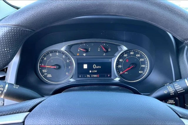 2023 GMC Acadia SLE - Photo 12