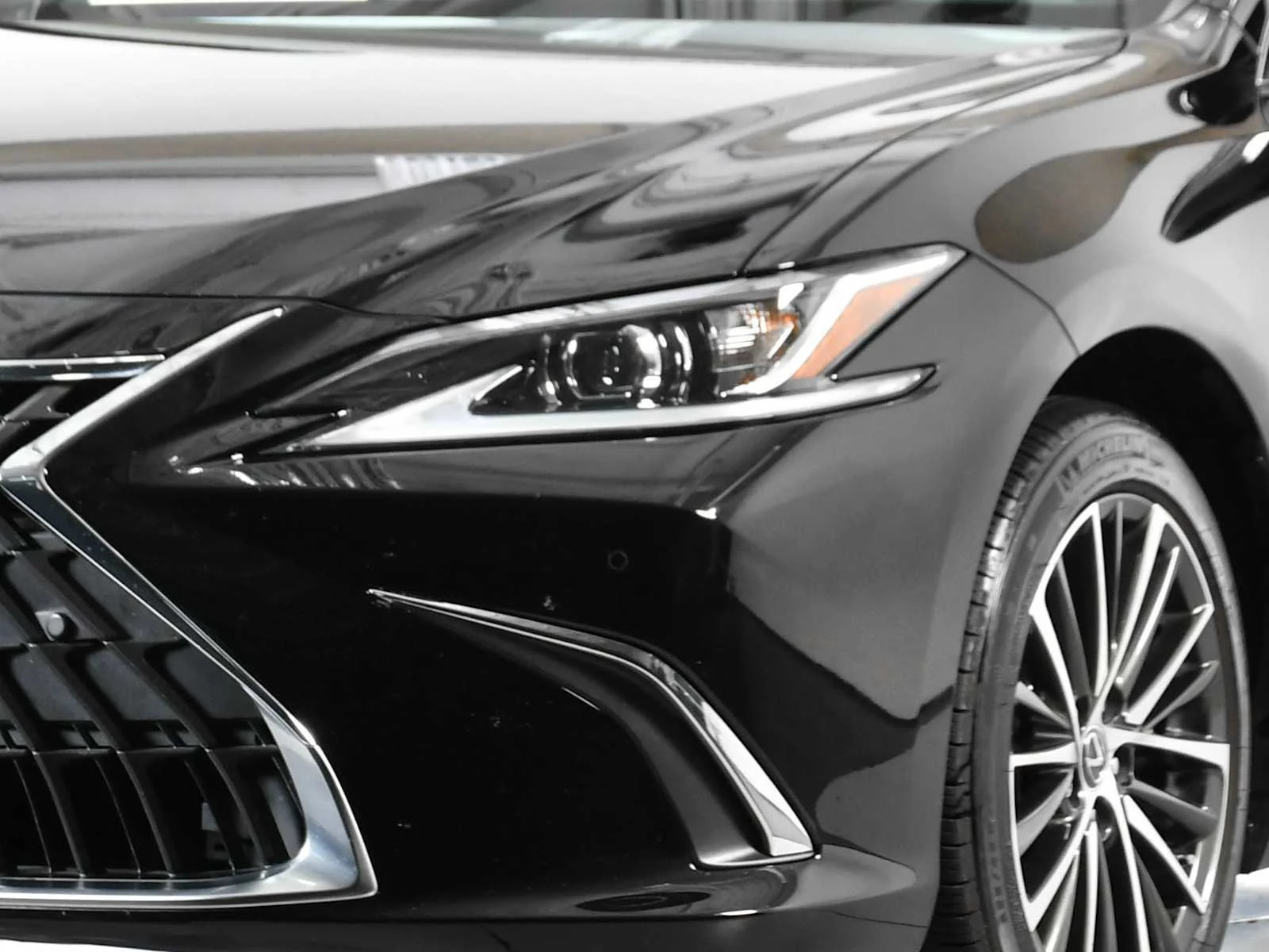 Certified Used 2024 BLACK Lexus  image 11