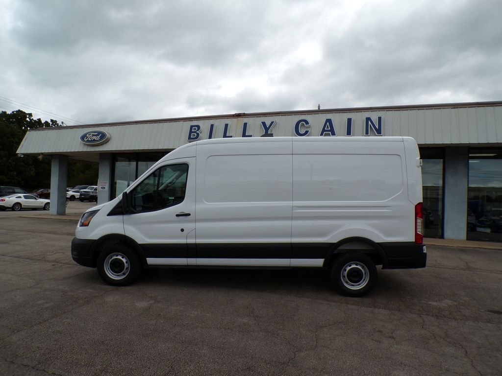 New 2026 Oxford White Ford Cargo Van image 3