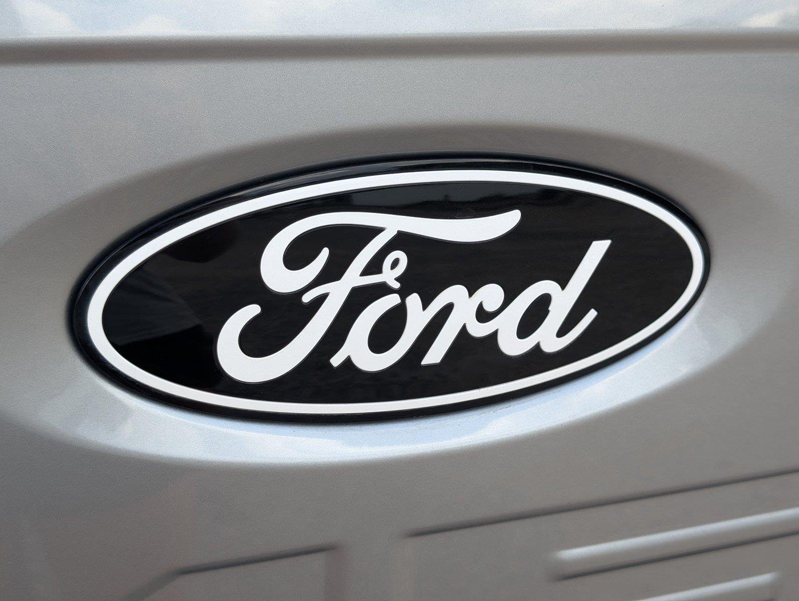 Used 2026 Iconic Silver Ford XLT image 6