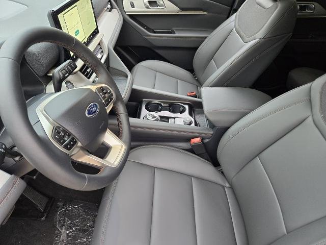 New 2026 Star White Metallic Tri-Coat Ford Active image 29