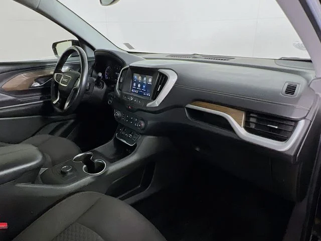 Used 2018 Black GMC SLE image 36