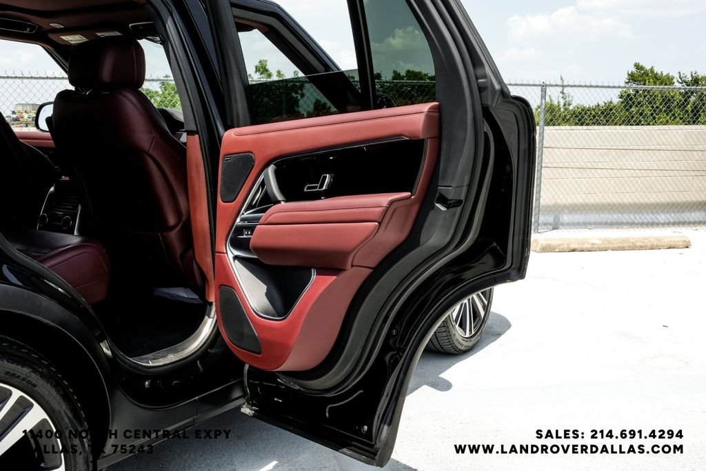 Used 2023 Santorini Black Metallic Land Rover SE image 53