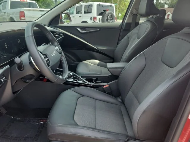 Used 2023 Red Kia EX image 17