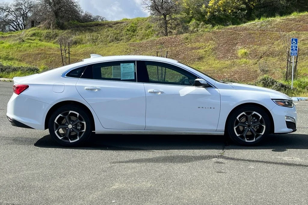 2024 Chevrolet Malibu 1LT - Photo 8