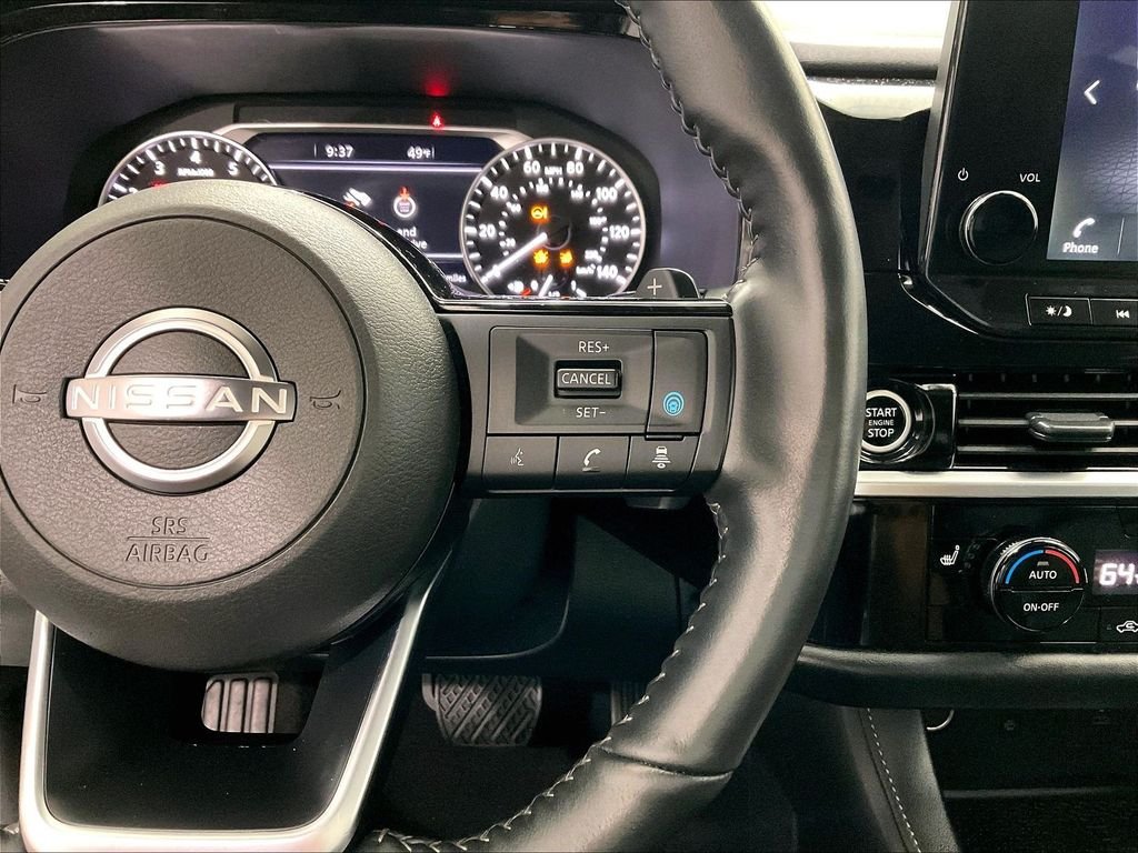 Used 2024 Pearl White Tricoat Nissan SL image 24