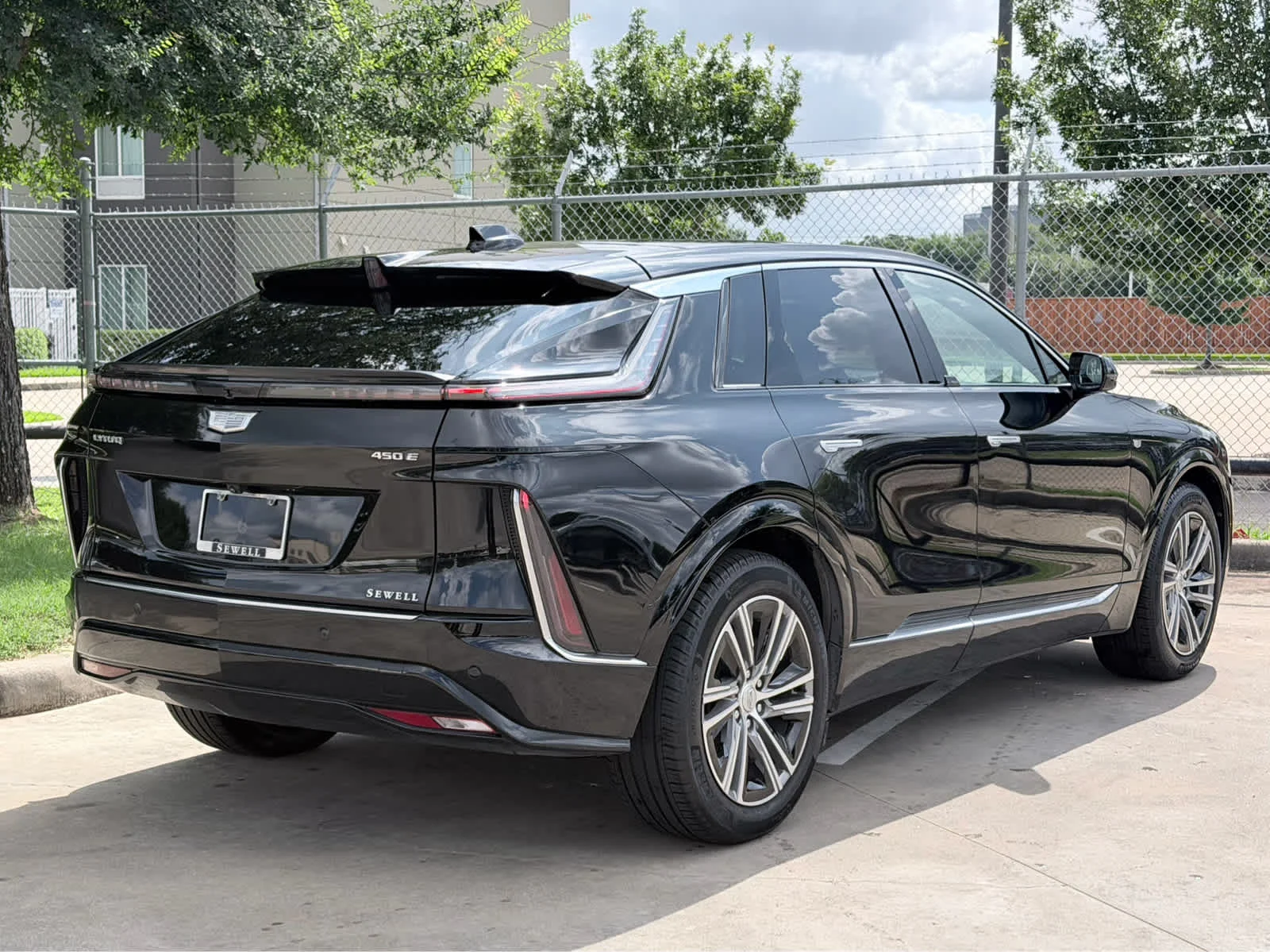 Certified Used 2023 Stellar Black Metallic Cadillac Luxury image 4