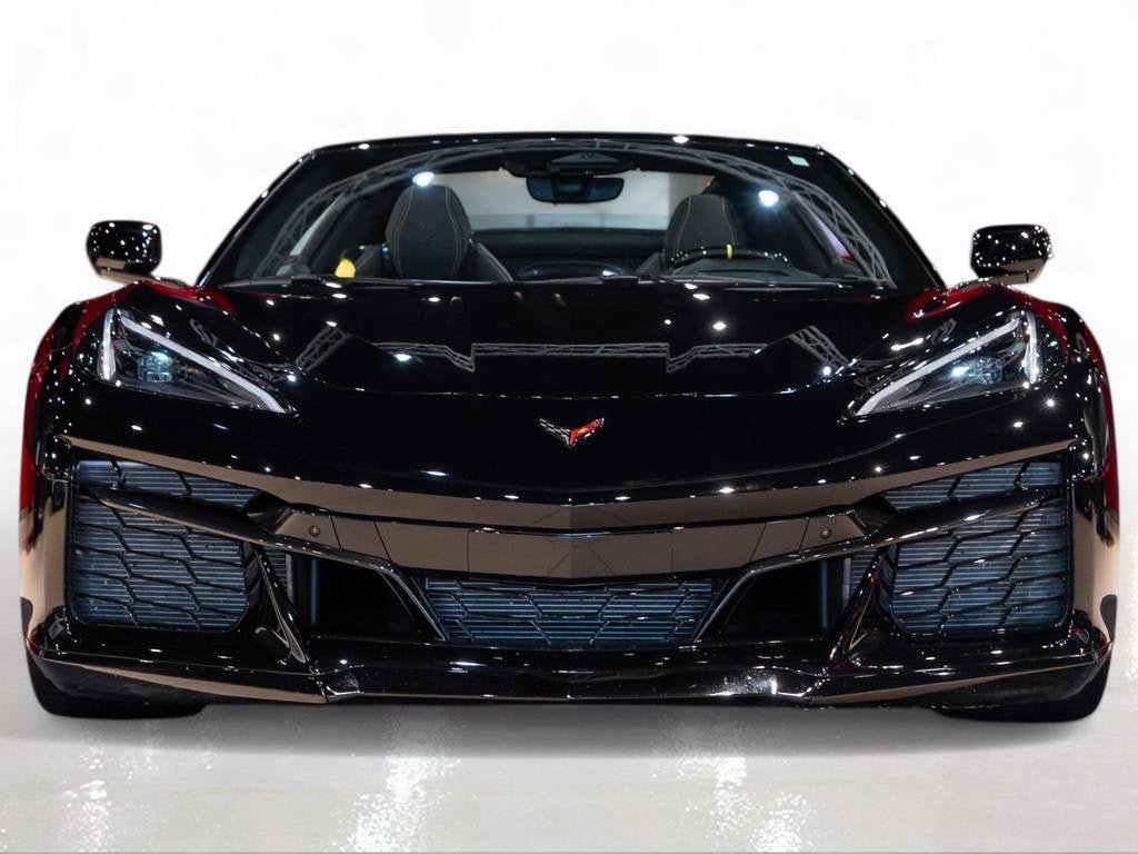 Used 2025 Black Chevrolet Z06 image 2