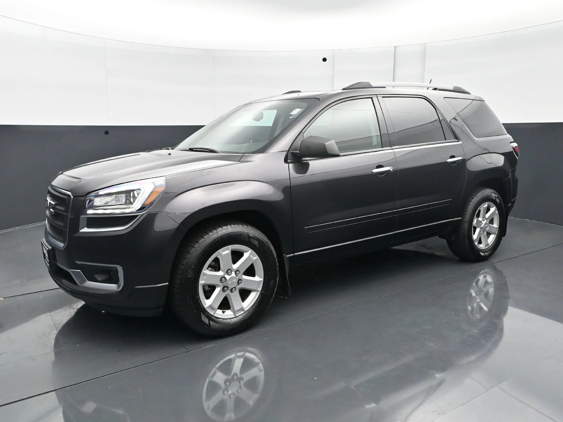 Used 2015 GMC Acadia SLE2 with VIN 1GKKVPKD9FJ365013 for sale in Bloomington, MN