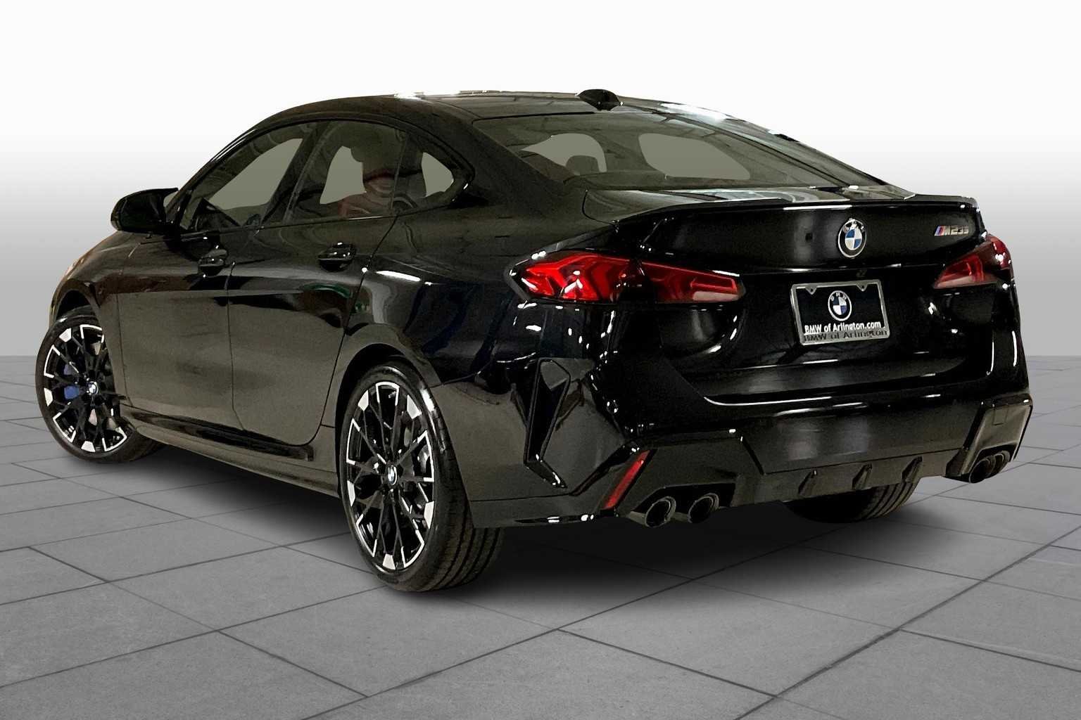 2025 BMW 2 Series M235 - Photo 9