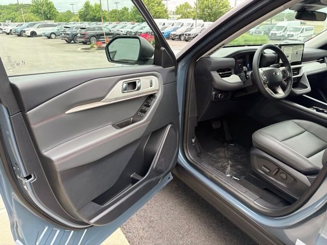 New 2026 Vapor Blue Metallic Ford Active image 12