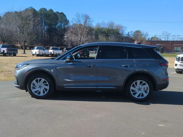 Used 2023 Gray Lincoln Standard image 10