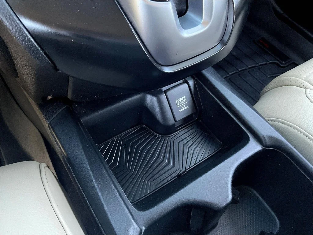 Used 2017  Honda EX-L image 16