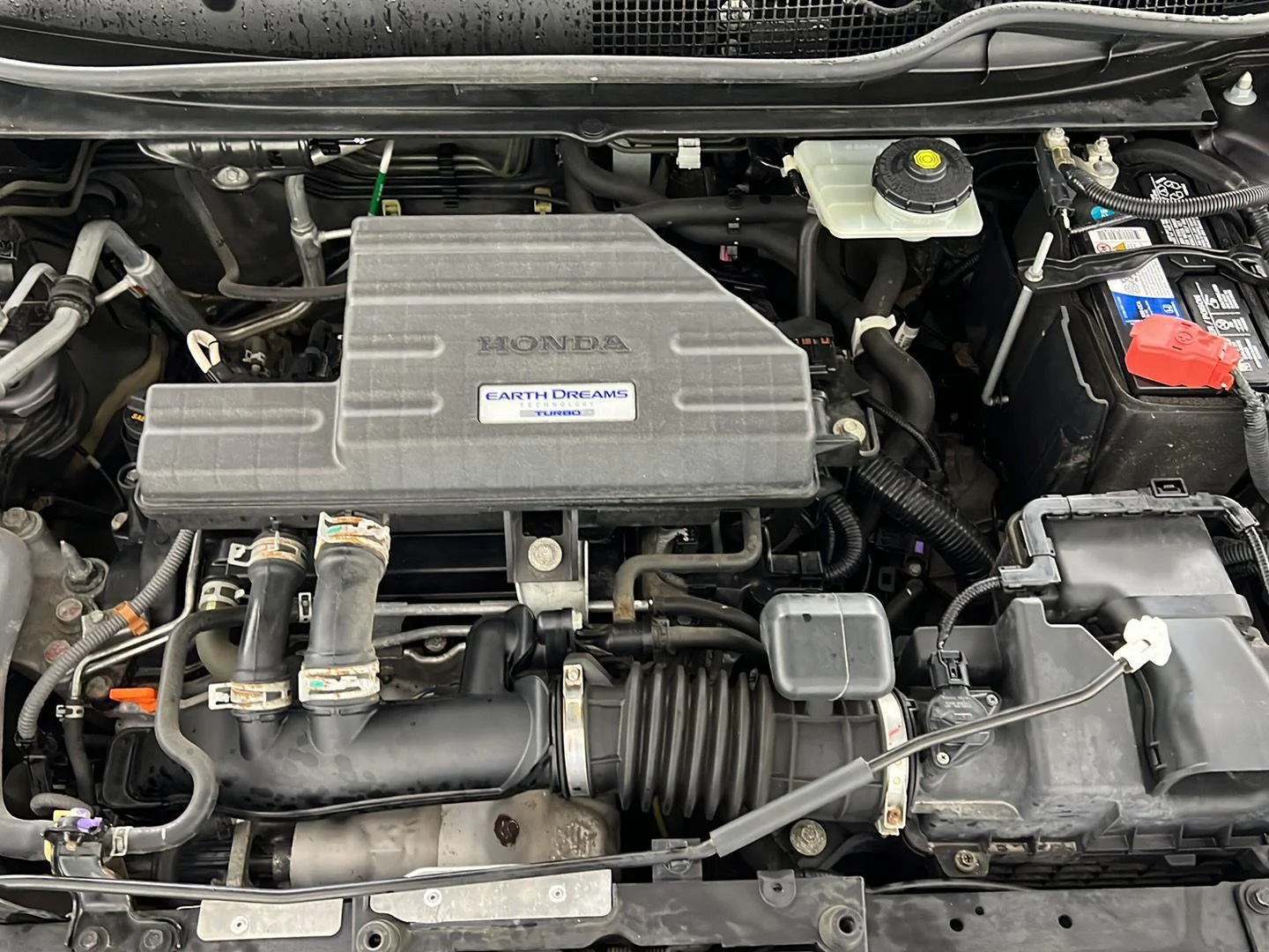 Used 2018 Modern Steel Metallic Honda Touring image 25
