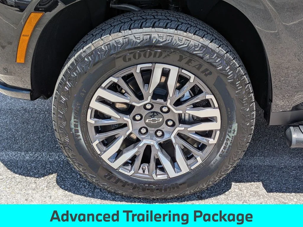 Used 2026 Black Chevrolet Z71 image 12