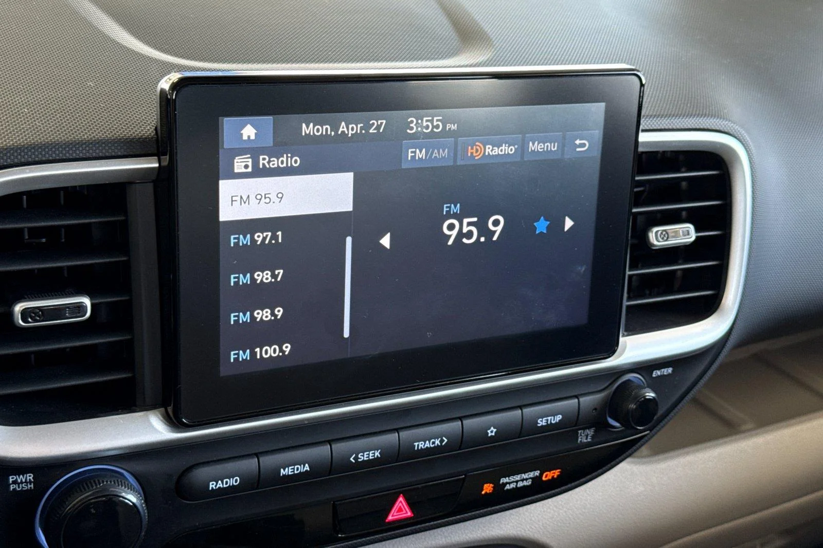 Used 2025 Ecotronic Gray Hyundai SEL image 17