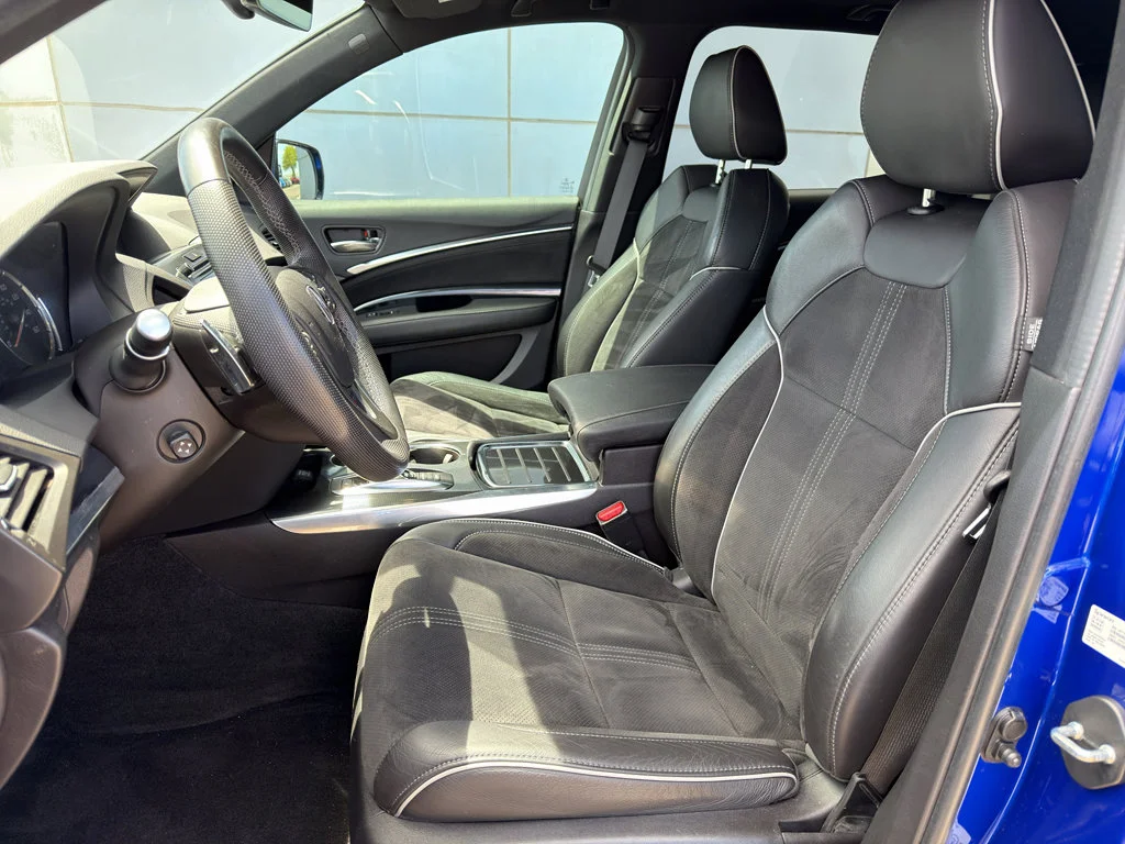 Used 2020 Apex Blue Pearl Acura SH-AWD A-Spec image 11