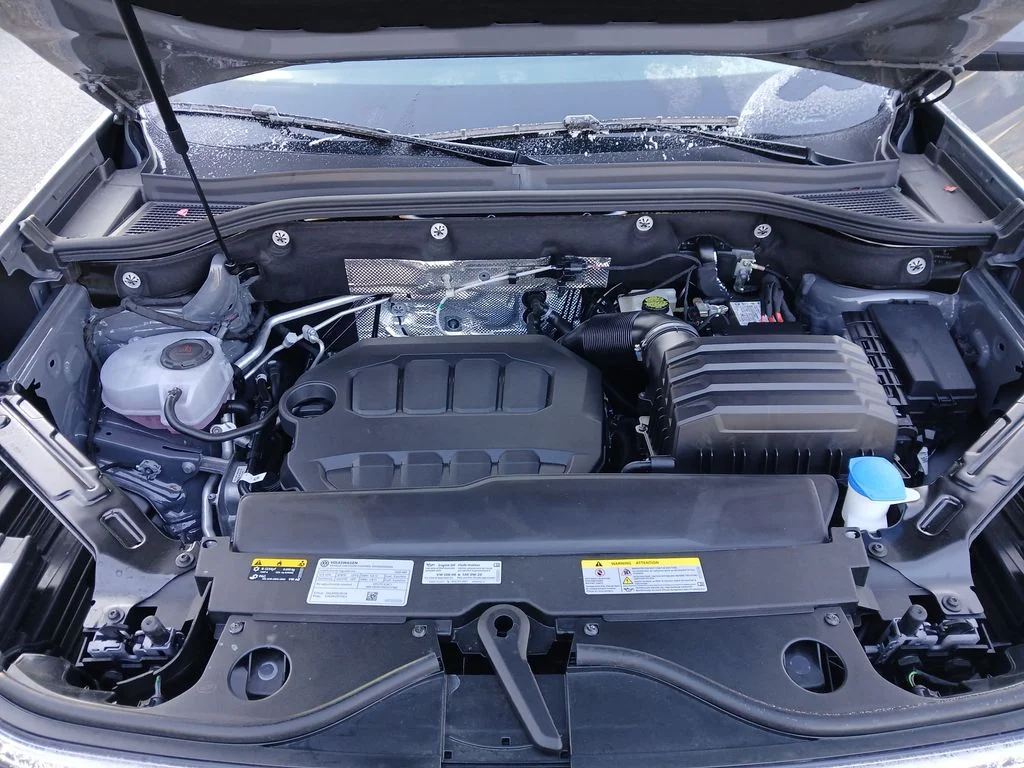 New 2025 Gray Volkswagen 2.0T SE w/Technology image 20