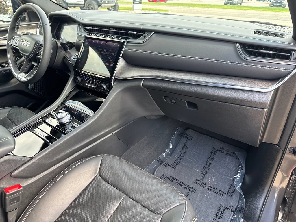 2023 Jeep Grand Cherokee Overland - Photo 38