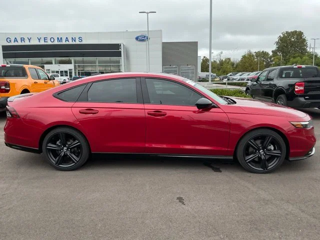 Certified Used 2025 Radiant Red Metallic Honda Sport-L image 10