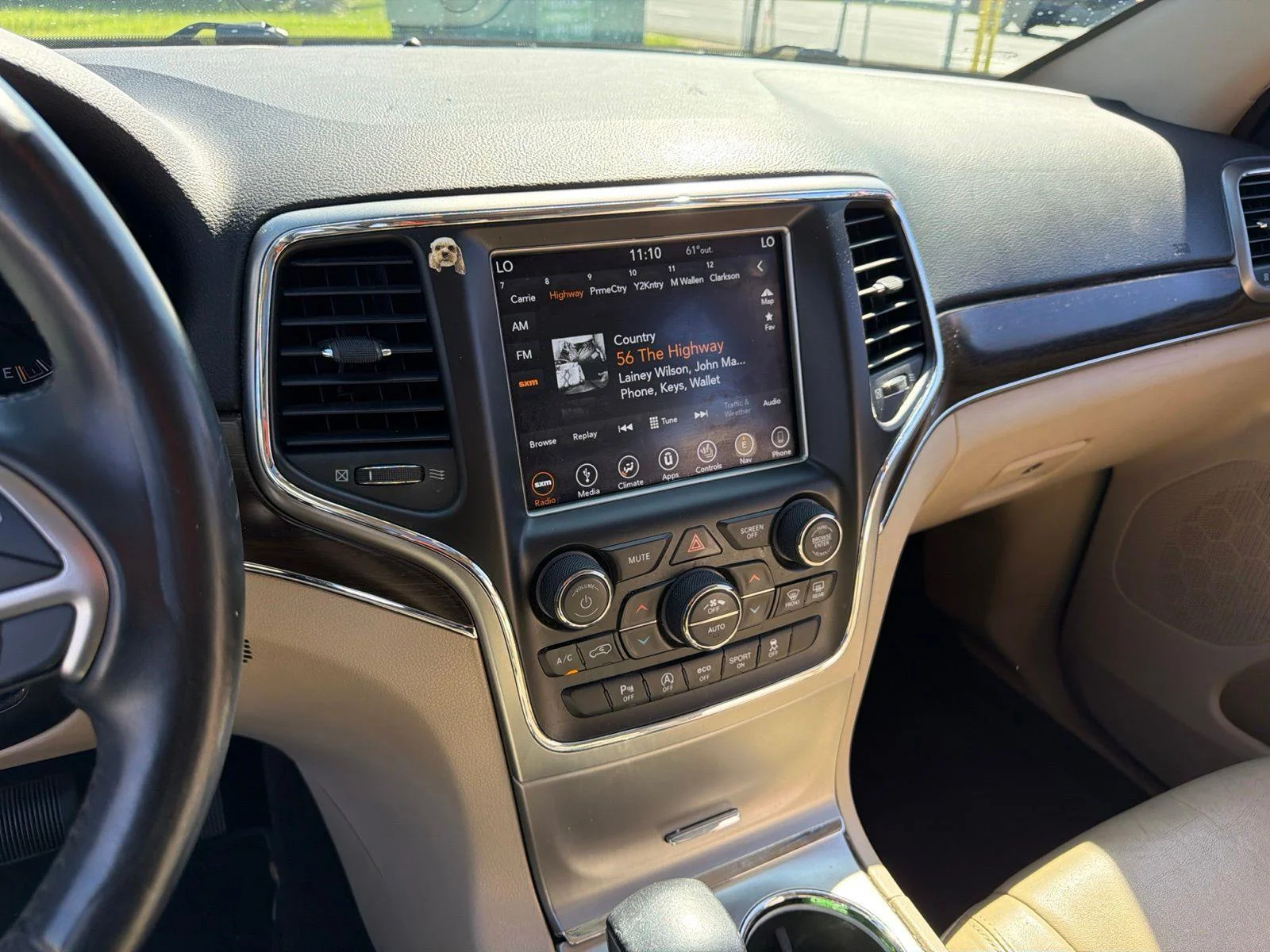 Used 2018 White Jeep Limited image 31