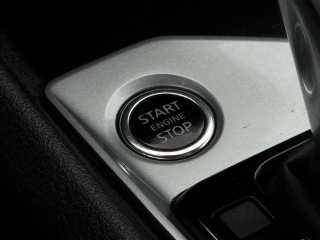 Used 2025 Black Nissan 2.5 SV image 20