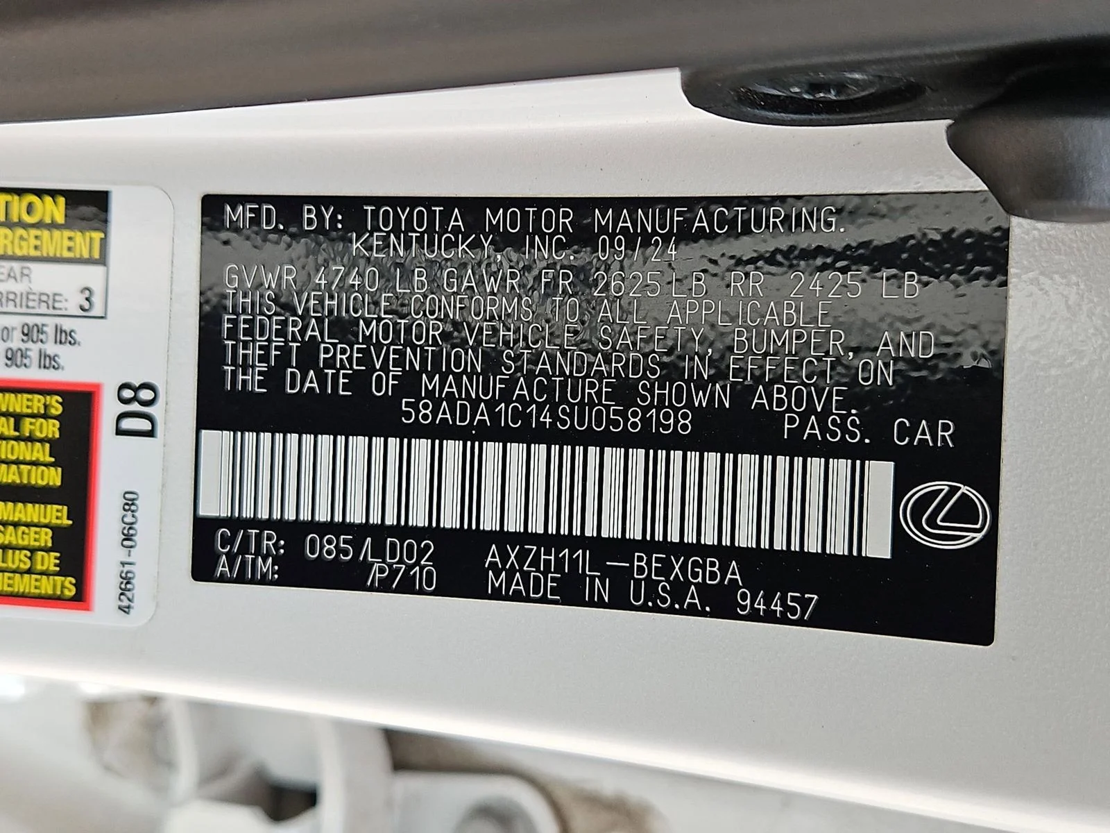 Certified Used 2025 White Pearl Lexus 300h image 29