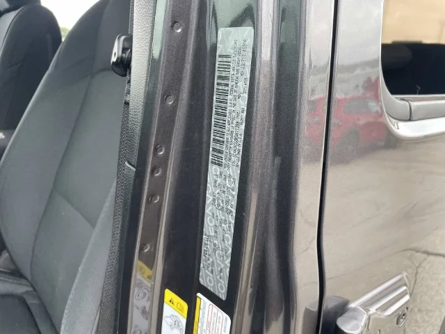 Used 2019 Gray Jeep Unlimited Sport S image 24
