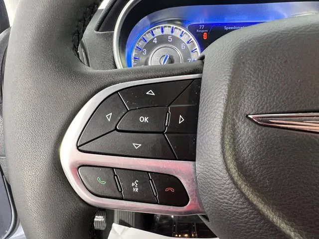 Used 2023 Silver Chrysler Touring image 28