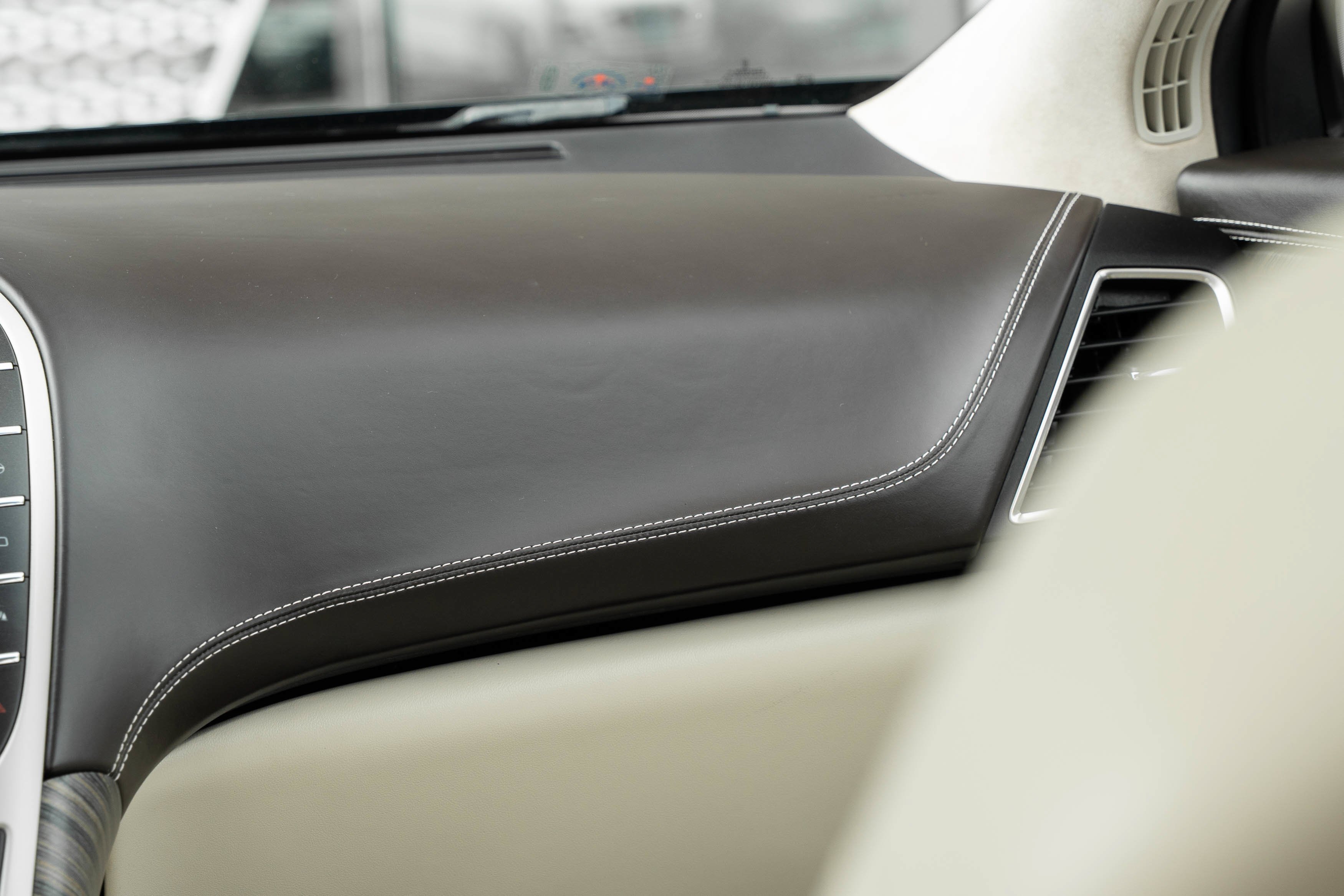 Used 2020 Infinite Black Lincoln Black Label image 13
