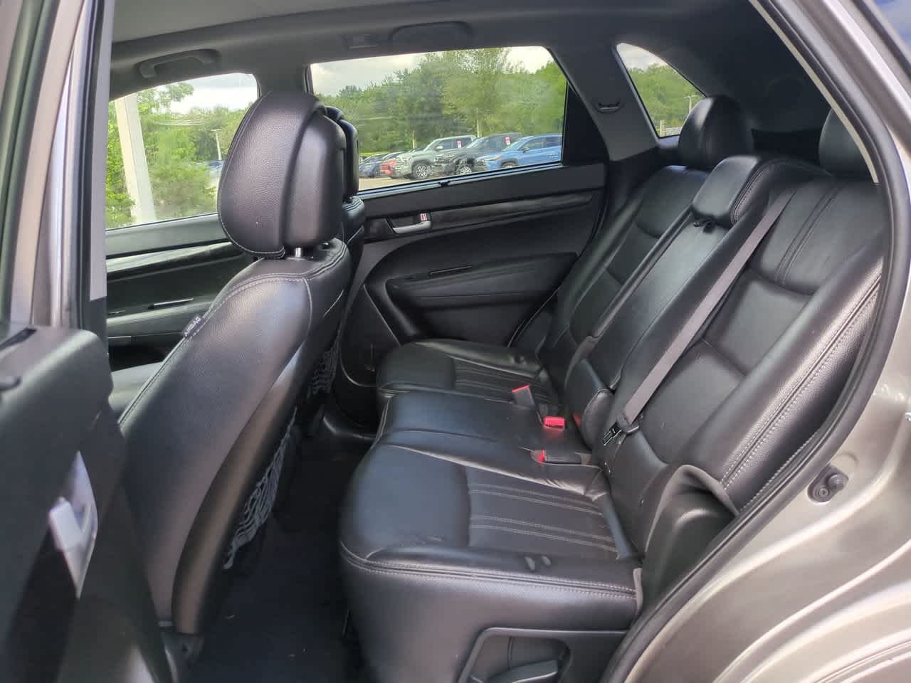 Used 2015 Titanium Silver Kia SX image 14