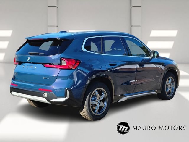 Used 2026 Blue BMW xDrive28i image 3
