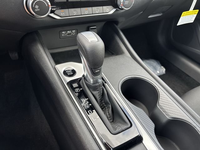 New 2026 White Nissan 2.5 SV image 19