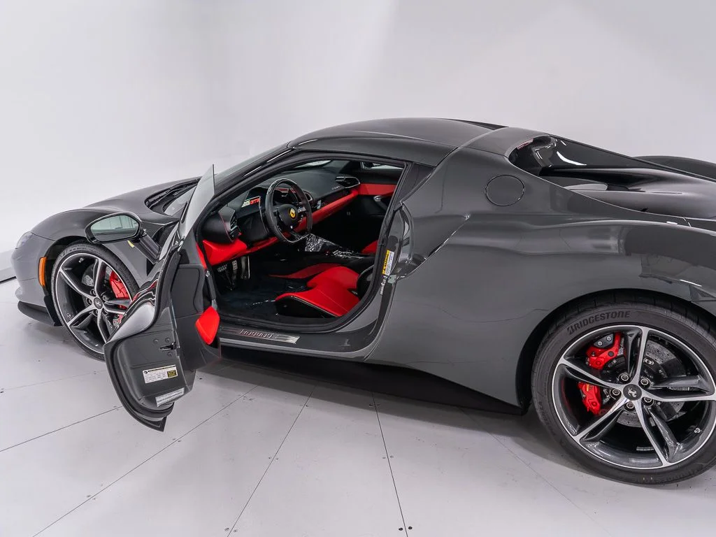 Used 2023 Grigio Scuro Ferrari  image 9