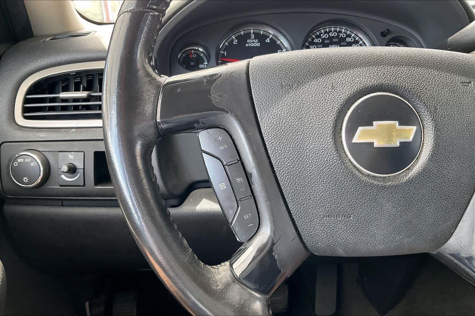 Used 2008 SUMMIT WHITE Chevrolet LS image 19