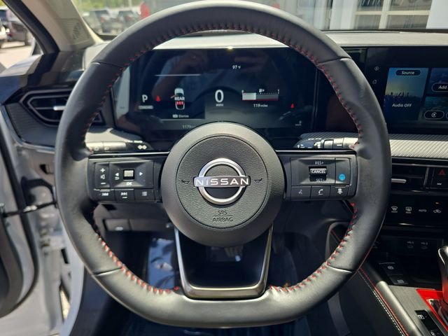 2025 Nissan Kicks SR - Photo 25
