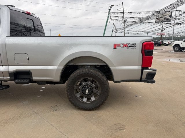Used 2023 Silver Ford LARIAT image 12