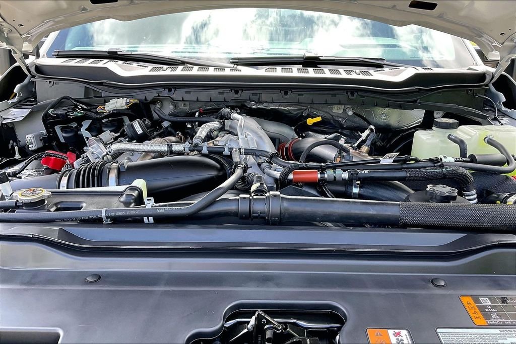 New 2026 Avalanche Ford Platinum image 9