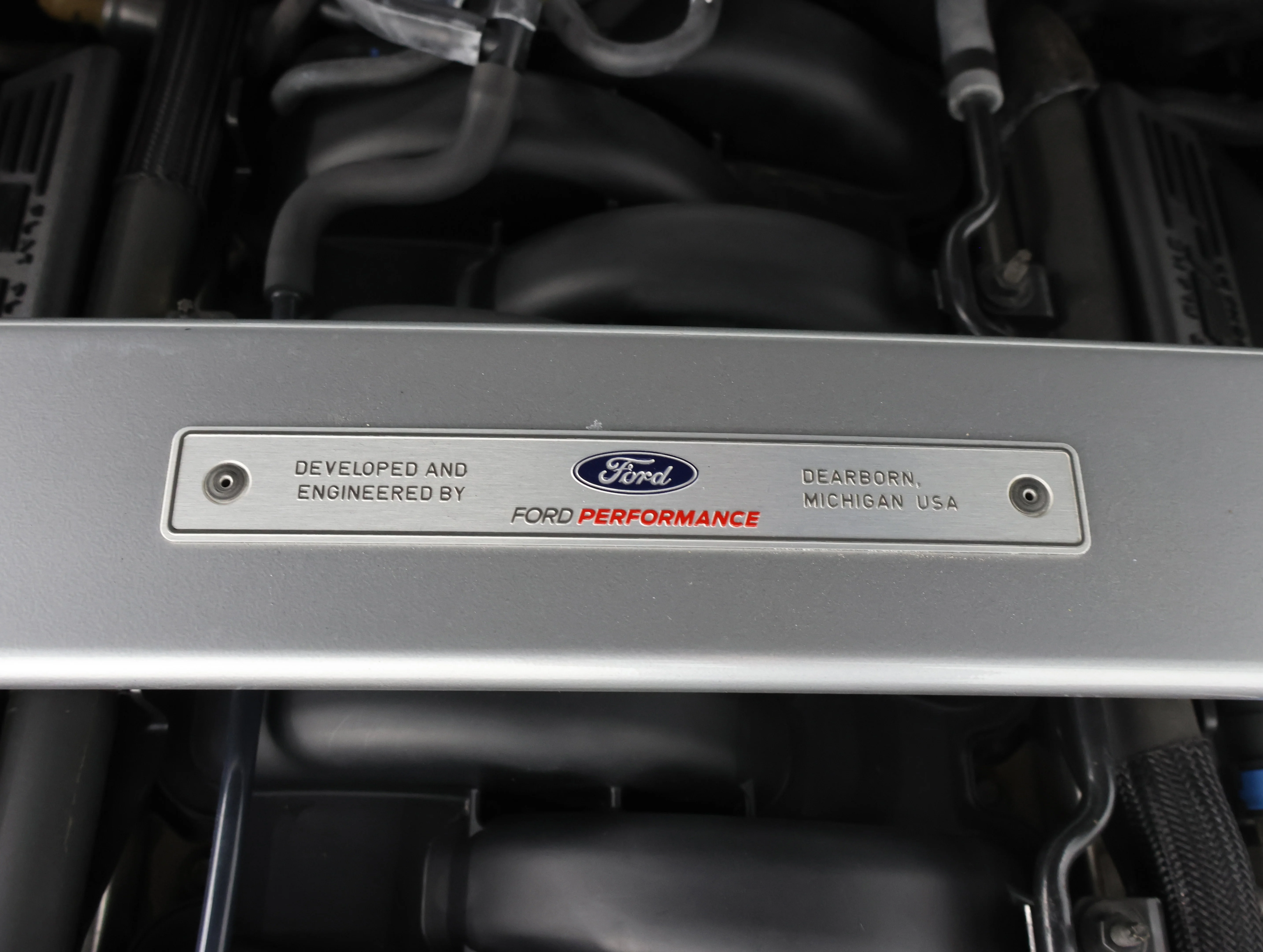 Used 2016 Shadow Black Ford Shelby GT350 image 15