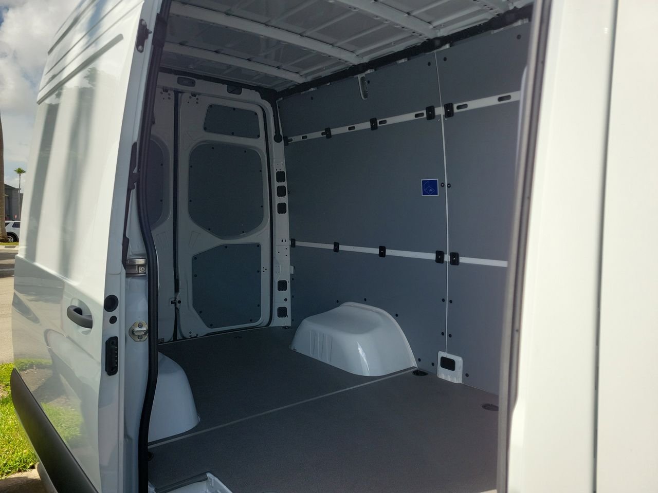 2025 Mercedes-Benz Sprinter Cargo Van Base - Photo 6
