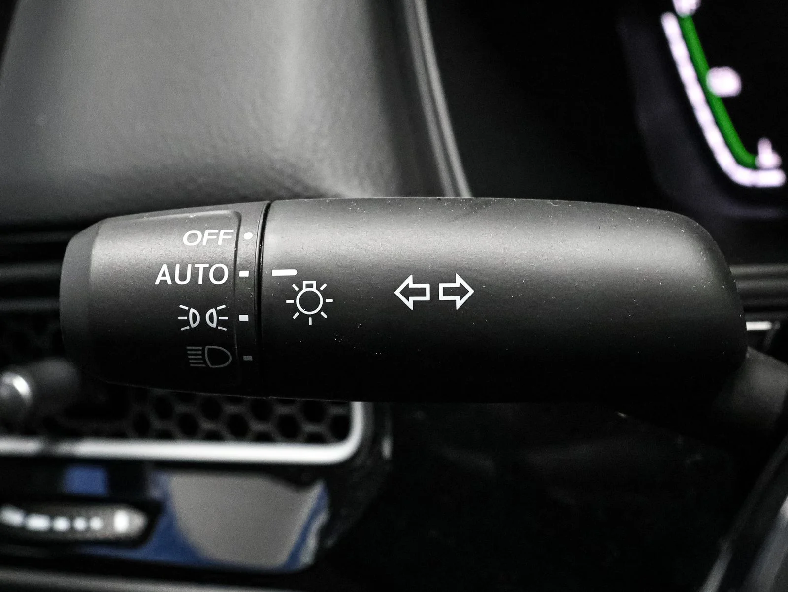2026 Honda Civic Hatchback Sport Touring - Photo 32