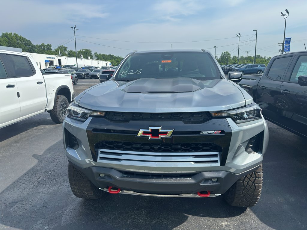 2026 Chevrolet Colorado ZR2 - Photo 6