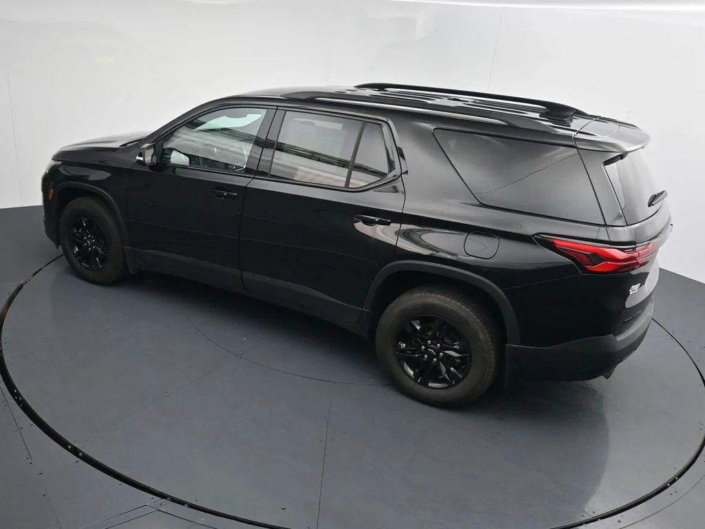 Used 2023 Black Chevrolet LT image 27