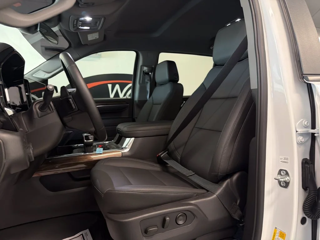 New 2026 Summit White Chevrolet LT Trail Boss image 14