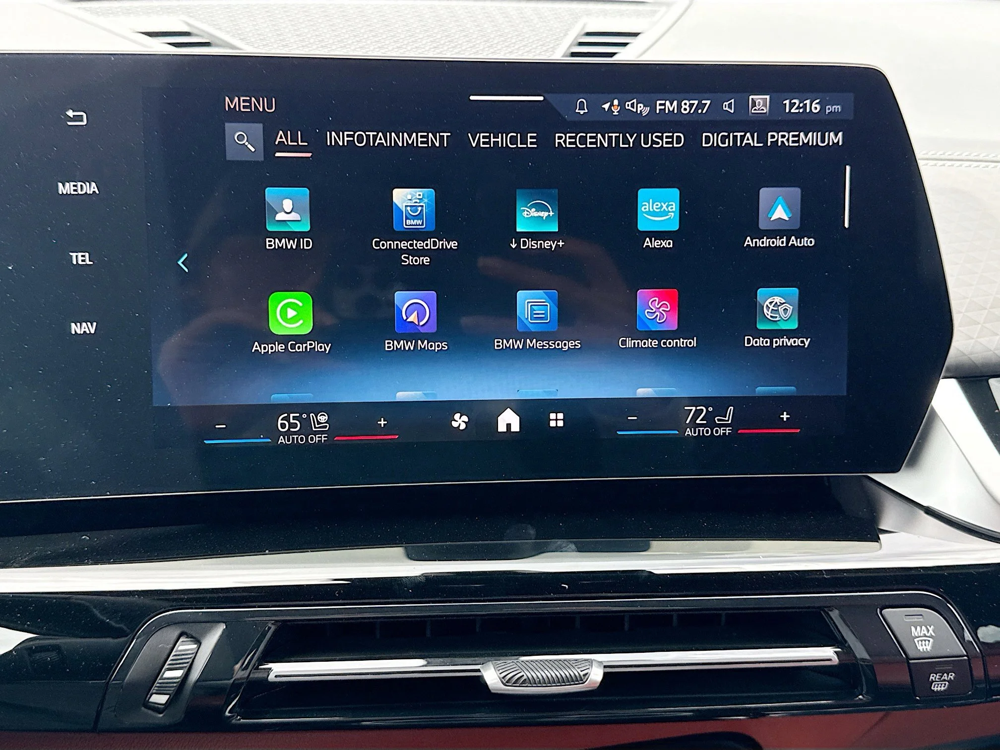 New 2026 Alpine White BMW xDrive28i image 29