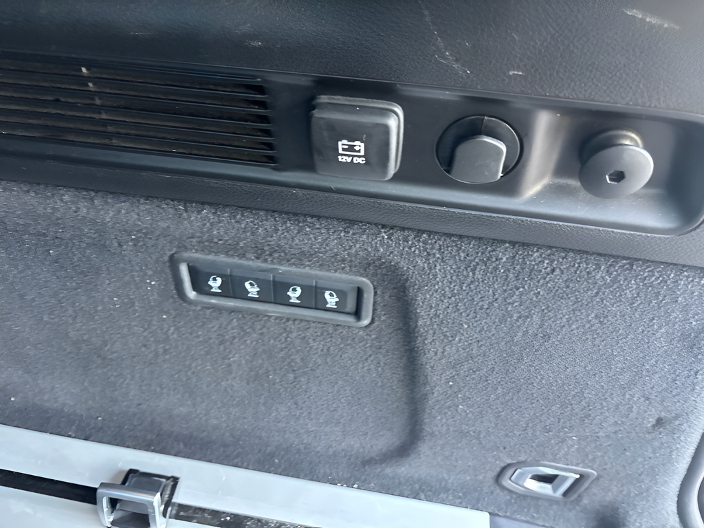Certified Used 2024 White Jeep Series II image 43