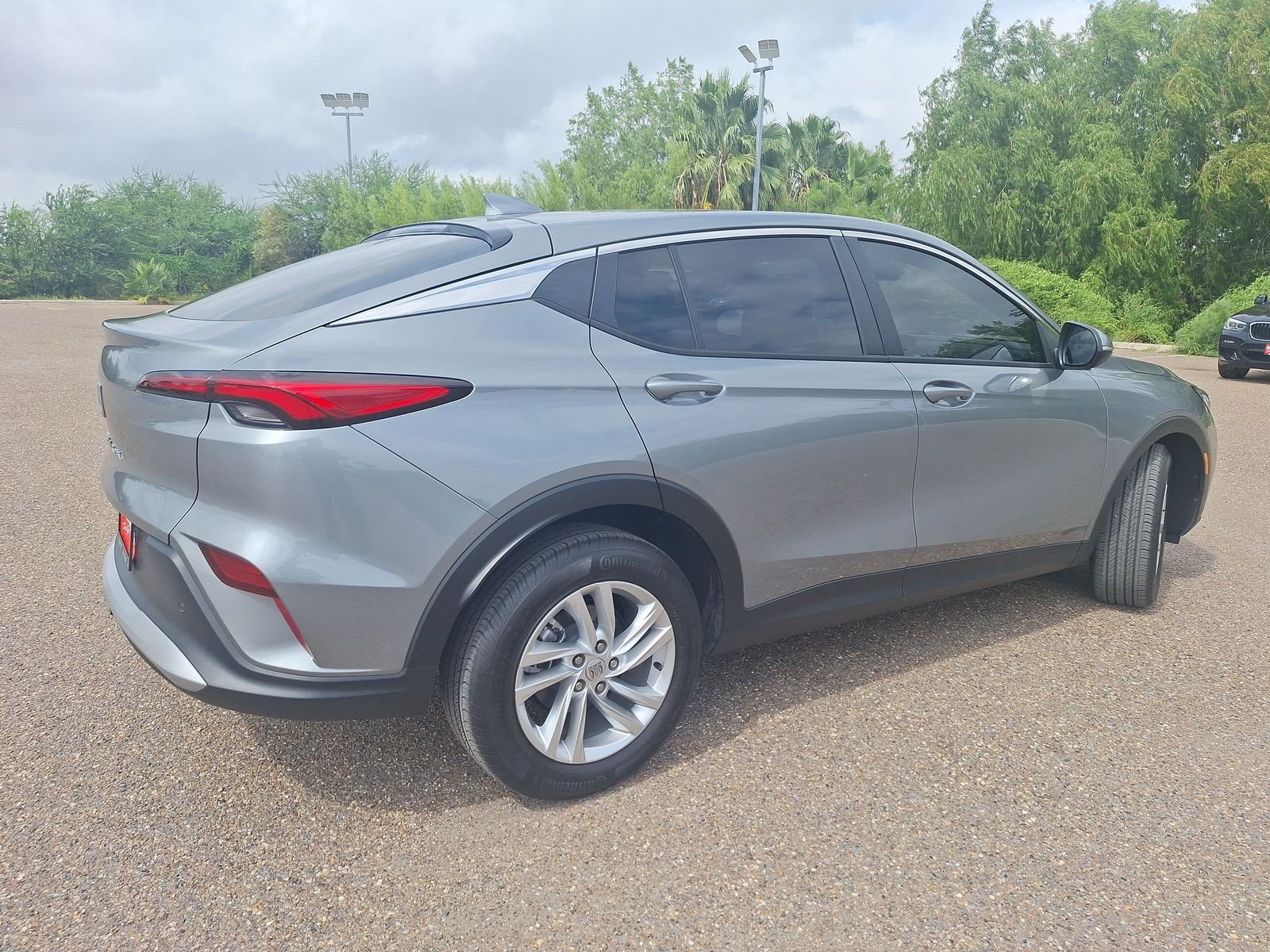 Used 2025 Gray Buick Preferred image 7