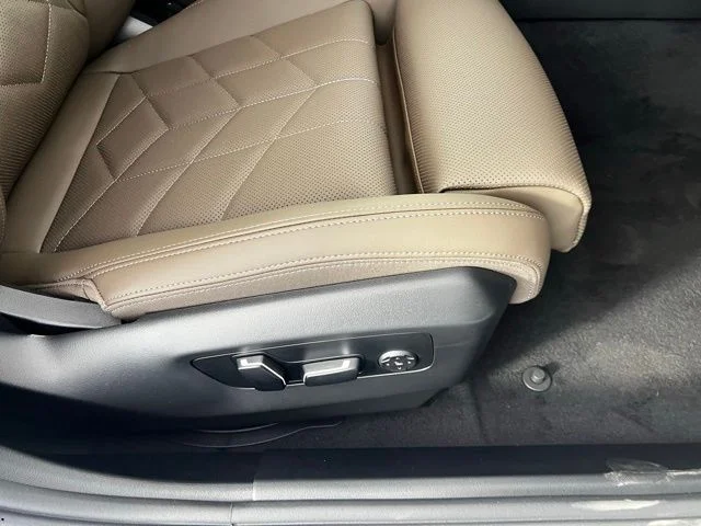 New 2026 Alpine White BMW 530i image 47
